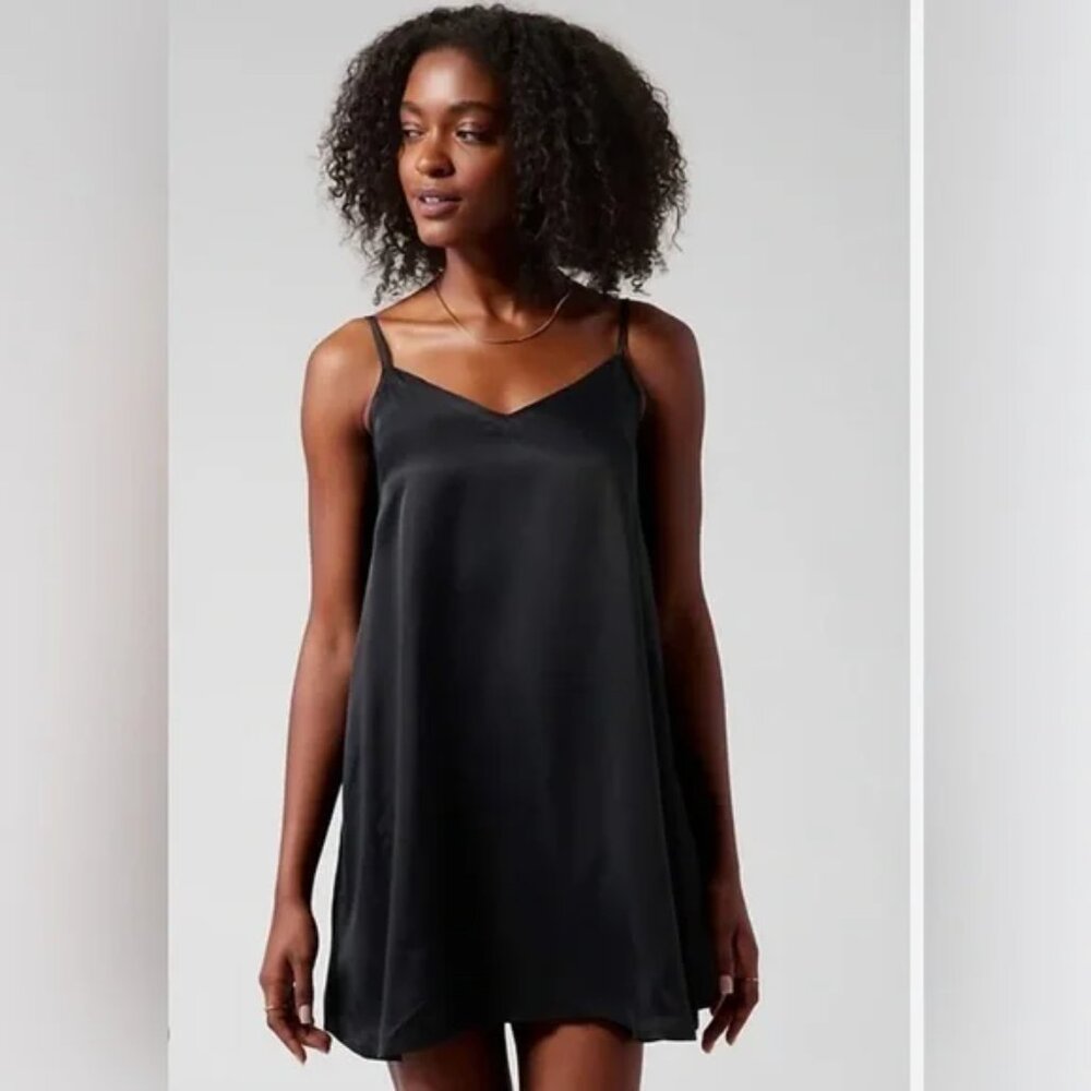 NWT $99 Athleta Uber Comfy M Medium Black Satin Calm Cool Sleep Dress